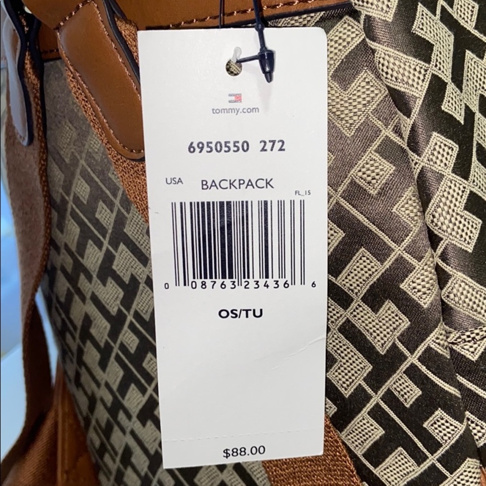 Tommy Hilfiger Small - Picture 3 of 4